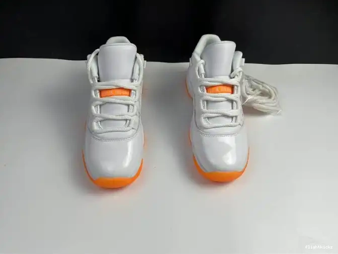 11 AH7860-139 RETRO JORDAN LOW CITRUS AIR BRIGHT 0427